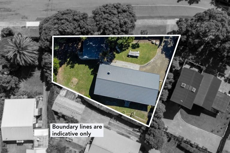 Photo of property in 4 The Avenue, Otaki Beach, Otaki, 5512