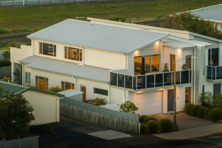 Photo of property in 136b Te Awa Avenue, Te Awa, Napier, 4110
