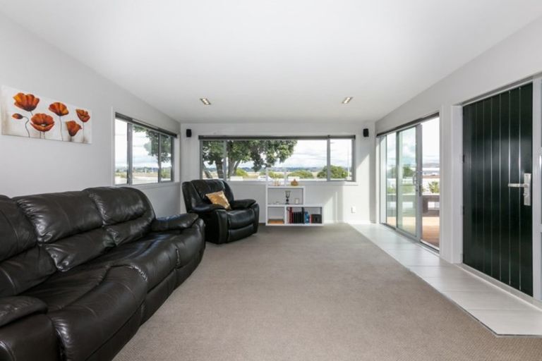 Photo of property in 3 Pukeko Place, Westshore, Napier, 4110