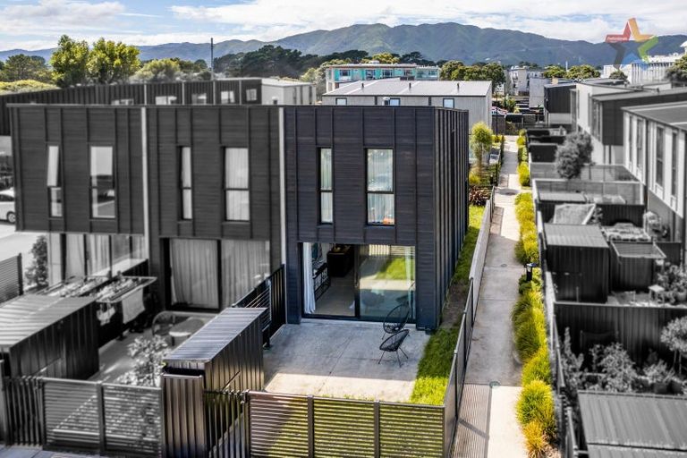 Photo of property in 6 Te Ara O Paetutu, Petone, Lower Hutt, 5012