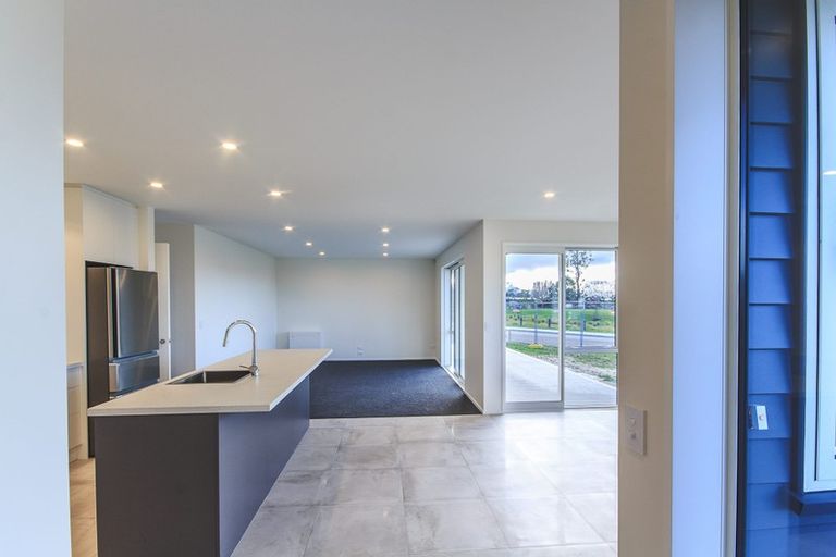 Photo of property in 11 Waimarie Street, Pegasus, 7612