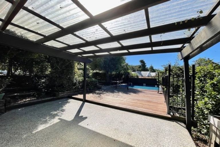 Photo of property in 12 Moore Street, Hillcrest, Auckland, 0627