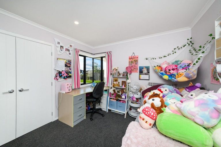 Photo of property in 21 George Street, Bulls, 4818