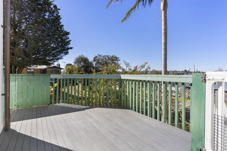 Photo of property in 1a Eaglen Place, Howick, Auckland, 2010