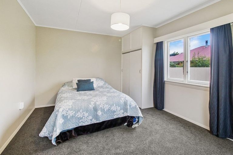 Photo of property in 10 Coronation Street, Waimate, 7924