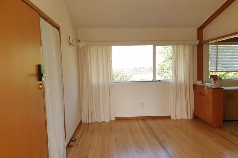 Photo of property in 1/26 Mellons Bay Road, Howick, Auckland, 2014