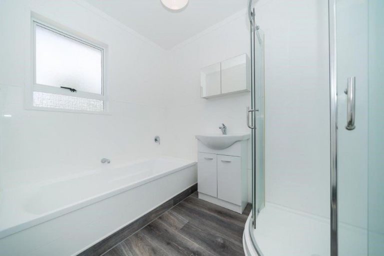 Photo of property in 94 Stillwater Place, Westbrook, Palmerston North, 4412