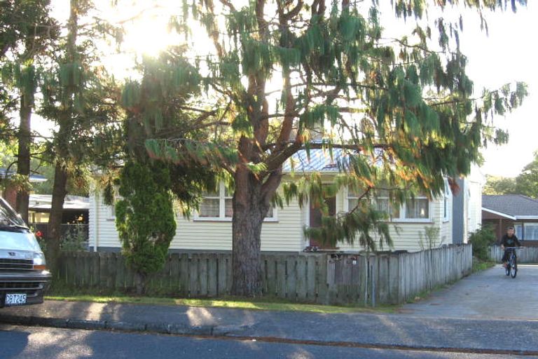 Photo of property in 62a Hepburn Road, Glendene, Auckland, 0602