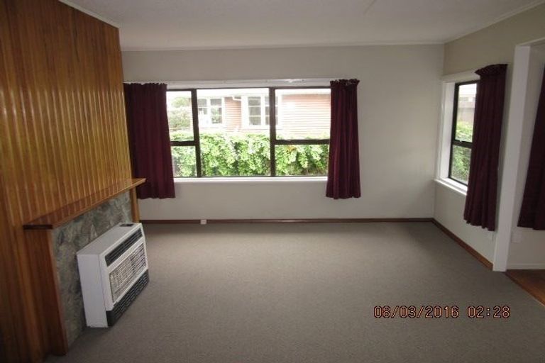 Photo of property in 12 Sladden Street, Naenae, Lower Hutt, 5011