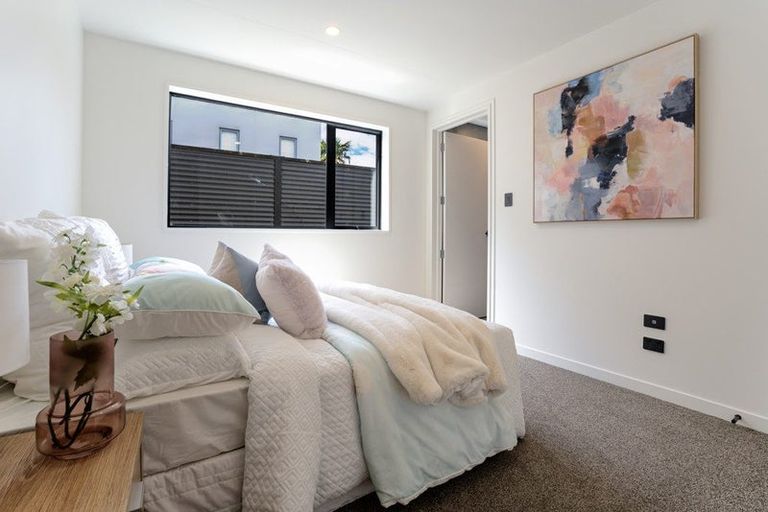 Photo of property in 3b Pine Ridge Terrace, Waikanae Beach, Waikanae, 5036