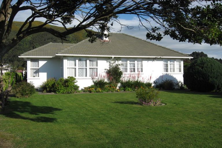 Photo of property in 33 Galway Street, Waterloo, Lower Hutt, 5011
