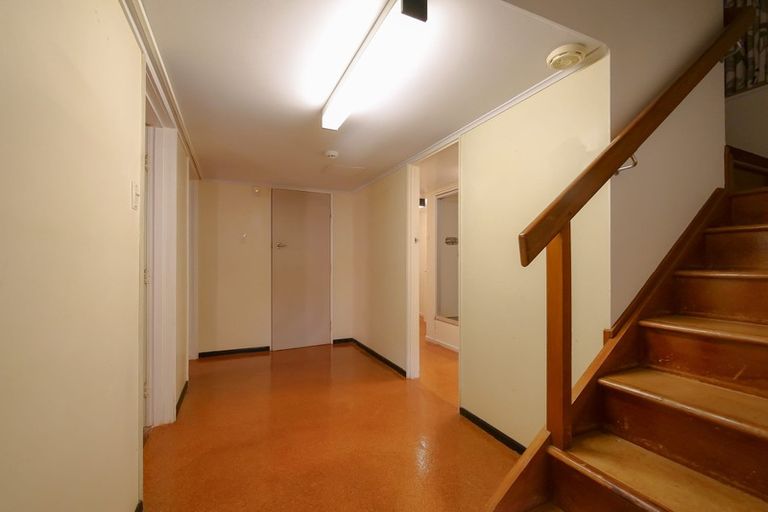 Photo of property in 202 Konini Road, Titirangi, Auckland, 0604