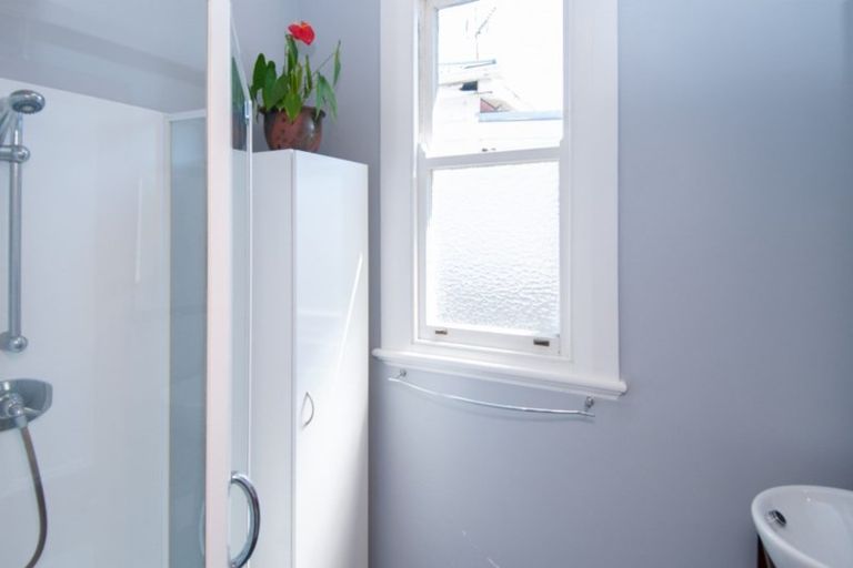 Photo of property in 106 Iranui Road, Inner Kaiti, Gisborne, 4010