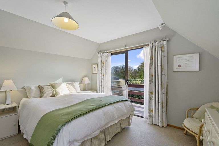 Photo of property in 109a Jeffreys Road, Strowan, Christchurch, 8052