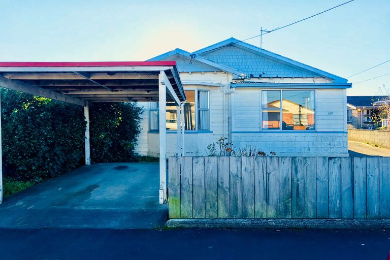 Photo of property in 140a Macandrew Road, South Dunedin, Dunedin, 9012