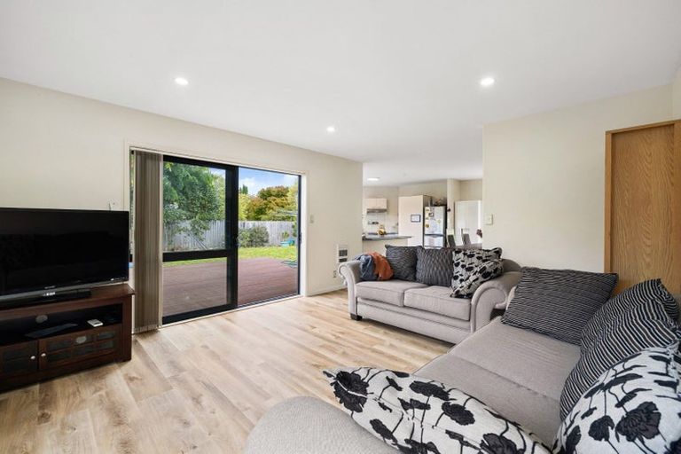 Photo of property in 21 Becmead Drive, Harewood, Christchurch, 8051