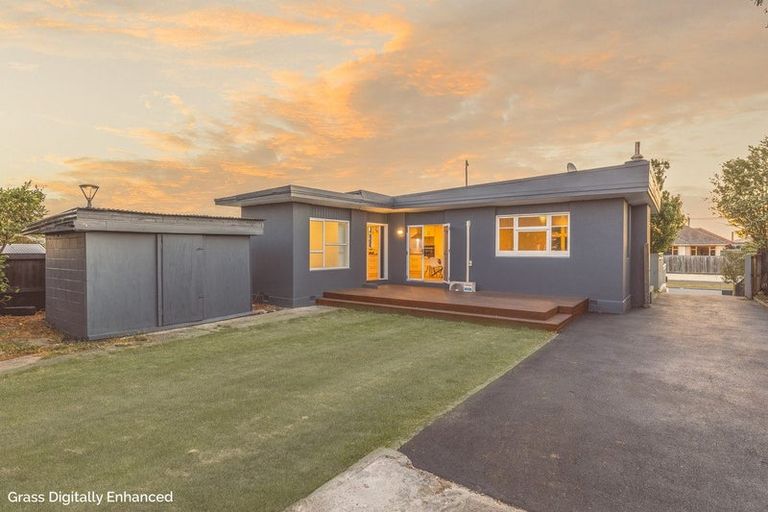 Photo of property in 65 Shortland Street, Wainoni, Christchurch, 8061