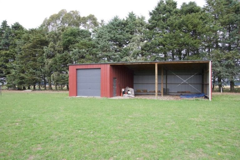 Photo of property in 5 Leslies Road, Cust, Rangiora, 7471