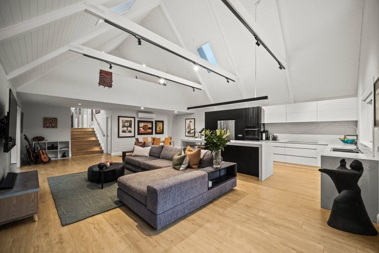 Photo of property in 21 Lloyd Avenue, Mount Albert, Auckland, 1025