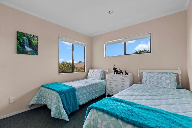 Photo of property in 72 Dalton Drive, Papamoa Beach, Papamoa, 3118