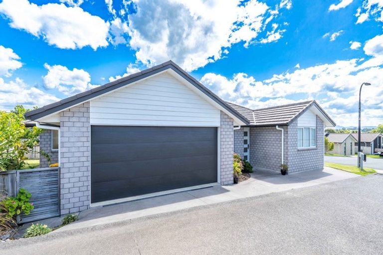 Photo of property in 32 Richardson Road, Omokoroa, 3114
