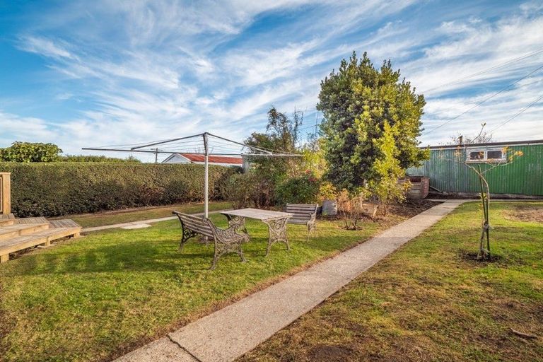 Photo of property in 3 Mornington Road, Balaclava, Dunedin, 9011