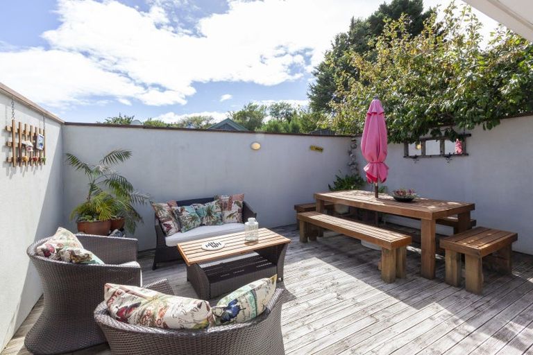 Photo of property in 19 Dale Road, Raumati South, Paraparaumu, 5032