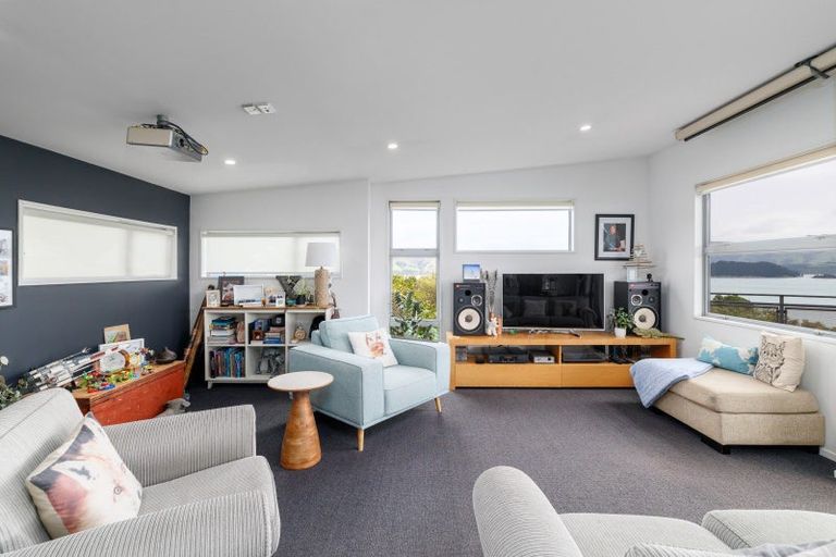 Photo of property in 5 Emerson Crescent, Diamond Harbour, Lyttelton, 8971