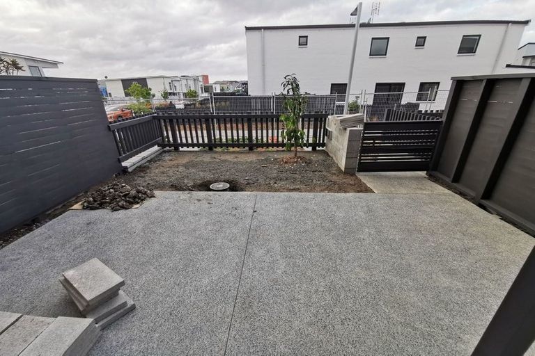 Photo of property in 46 Walter Merton Road, Hobsonville, Auckland, 0616