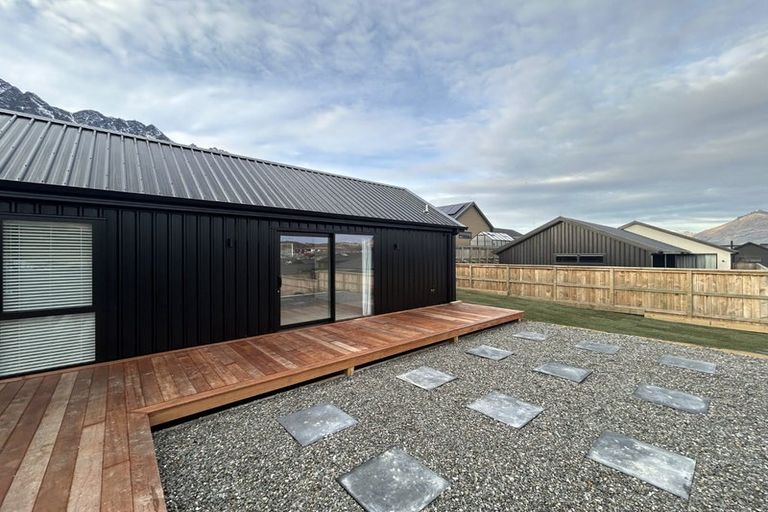 Photo of property in 45 Shepherd Road, Jacks Point, Queenstown, 9371