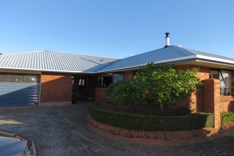 Photo of property in 158 Peel Street, Westport, 7825