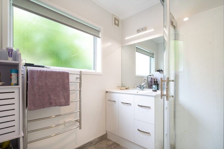 Photo of property in 812 Inland Road, Helensville, 0875