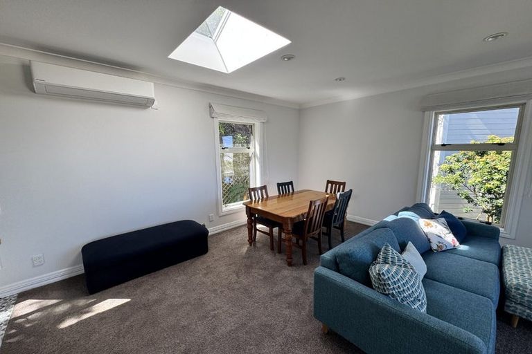 Photo of property in 37a Mana Street, Vogeltown, Wellington, 6021