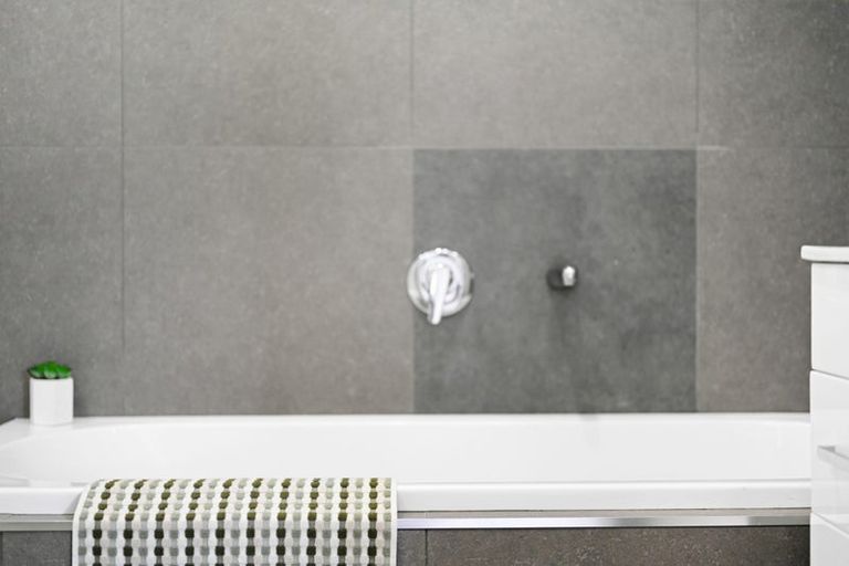 Photo of property in 10a Ensign Place, Flagstaff, Hamilton, 3210