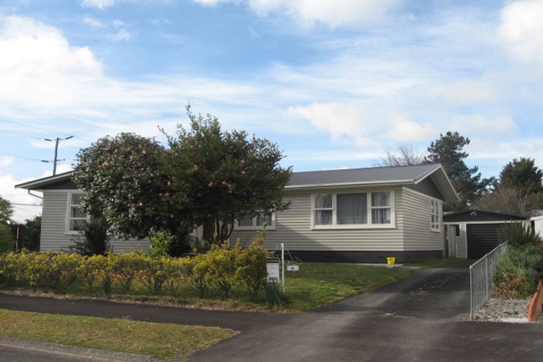 Photo of property in 40 Southsea Crescent, Silverdale, Hamilton, 3216