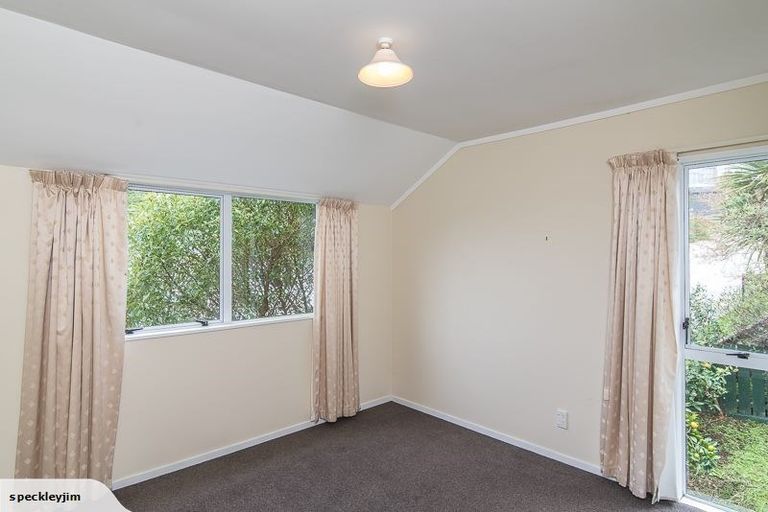 Photo of property in 41a Onslow Road, Khandallah, Wellington, 6035