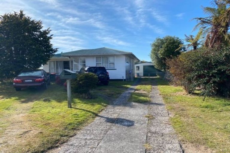 Photo of property in 19 Kahu Street, Utuhina, Rotorua, 3015