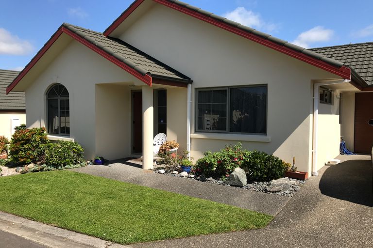Photo of property in Orange Grove Village, 41/22 Pyes Pa Road, Pyes Pa, Tauranga, 3112