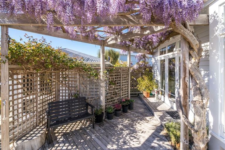 Photo of property in 54 Hamilton Avenue, Ilam, Christchurch, 8041