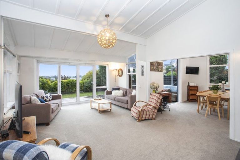 Photo of property in 31 Parklands Drive, Huntsbury, Christchurch, 8022