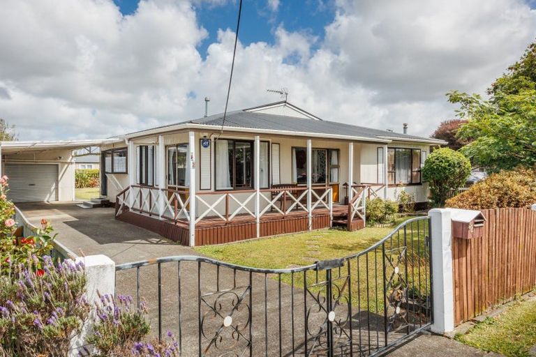 Photo of property in 52 Sherwill Street, Feilding, 4702