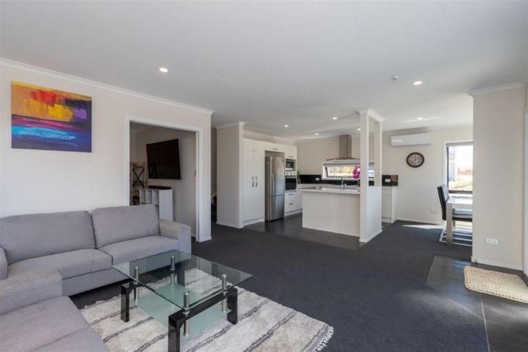 Photo of property in 69 Tennille Street, Flagstaff, Hamilton, 3210