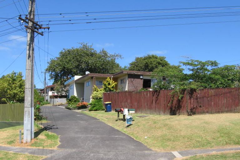 Photo of property in 2/61 Eskdale Road, Birkdale, Auckland, 0626