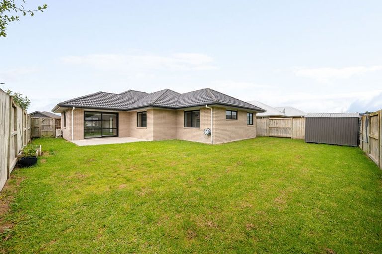 Photo of property in 19 Teatree Close, Huntington, Hamilton, 3210