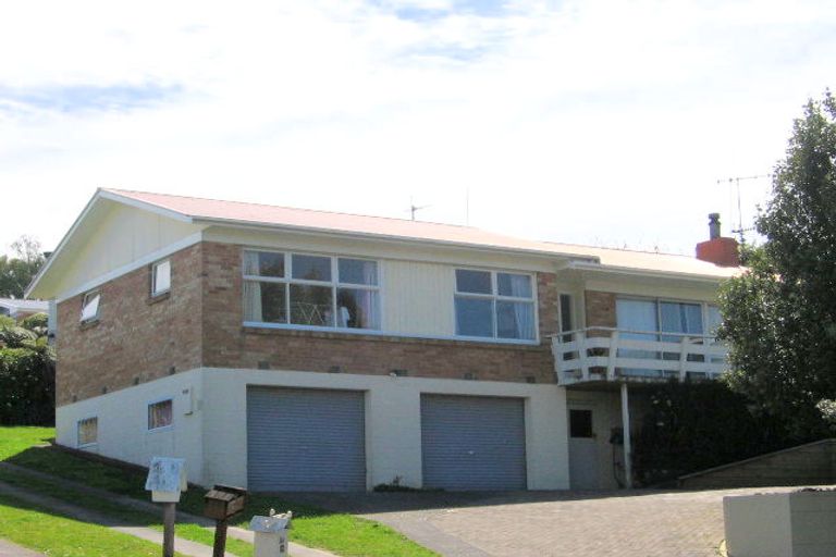 Photo of property in 28 Warwick Place, Brookfield, Tauranga, 3110