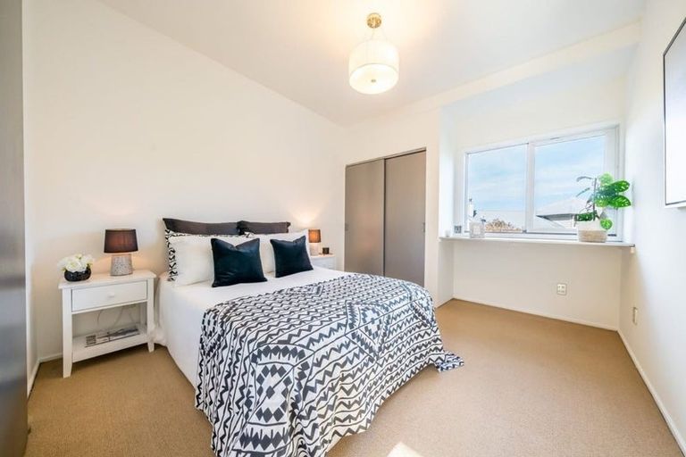 Photo of property in 47 Korokoro Road, Korokoro, Lower Hutt, 5012