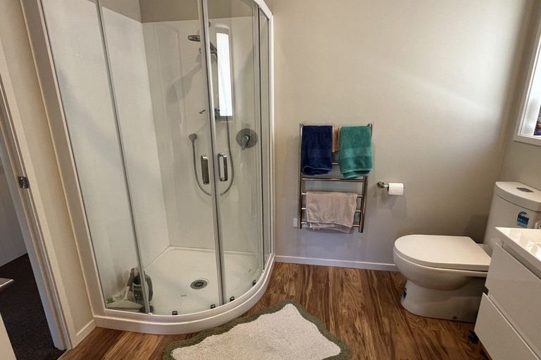 Photo of property in 23e Heta Road, Highlands Park, New Plymouth, 4312