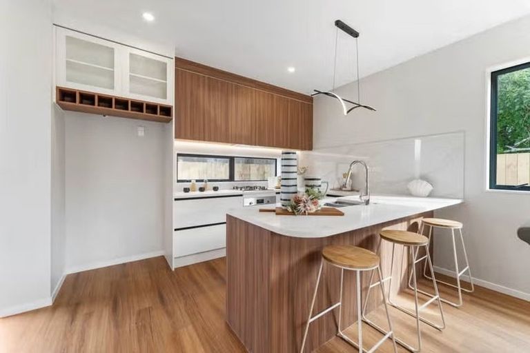 Photo of property in 4b Tawa Crescent, Manurewa, Auckland, 2102