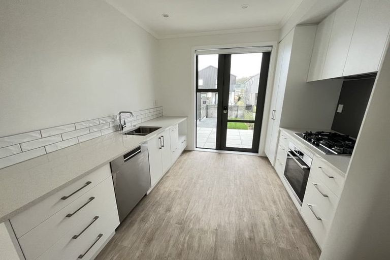 Photo of property in 4 Tokitoki Way, Kenepuru, Porirua, 5022