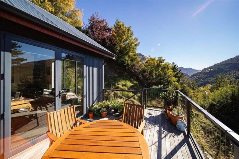 Photo of property in 67 Mcchesney Road, Arthurs Point, Queenstown, 9371